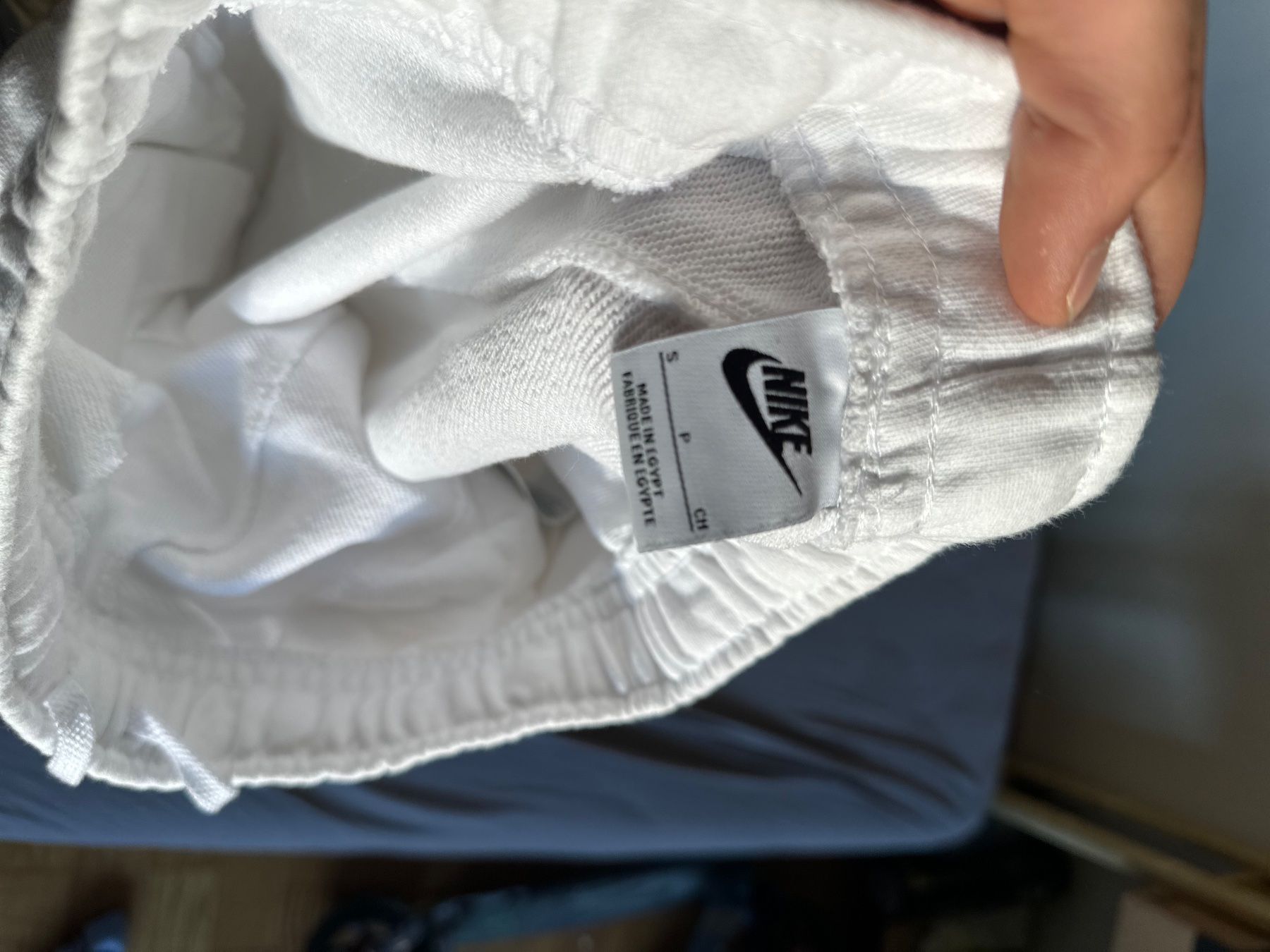 Nike Pantalons: Training NIKE – D'occasion à Lausanne par Tipouze 2