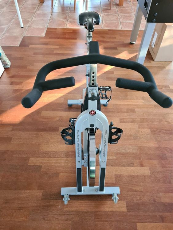 SCHWINN IC Pro Spinning Bike Kaufen auf Ricardo