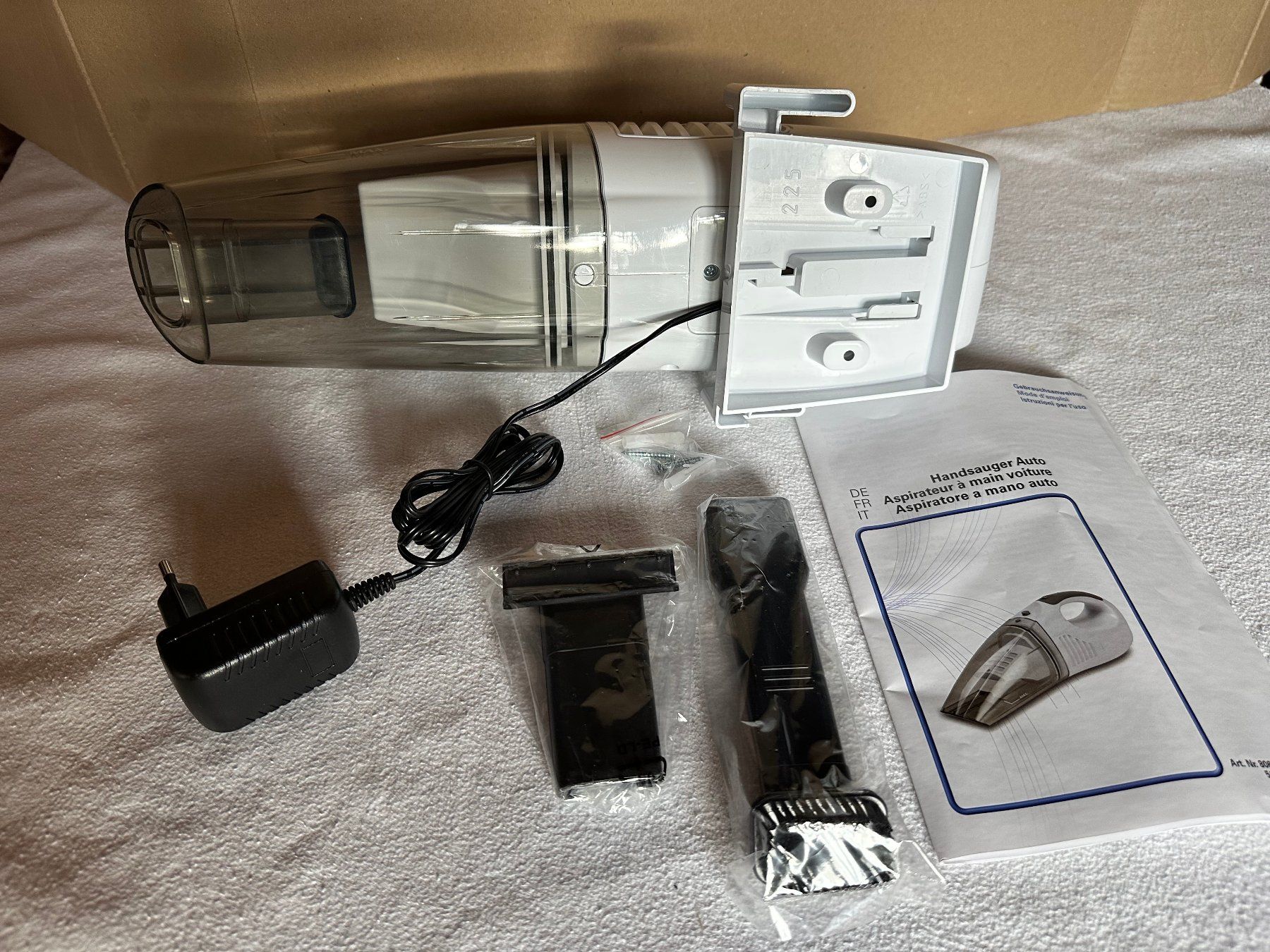 Aspirapolveri & Accessori: Aspirateur à main pour voiture – Usato da Ste-Croix venduto da mjmg 1