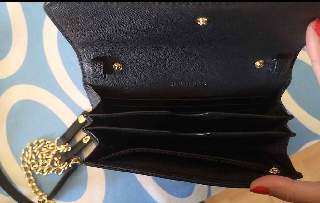 Taschen für Damen: Clutch / Handtasche Michael Kors – Gebraucht aus Oberlunkhofen von Barbara.Hagenbuch 1