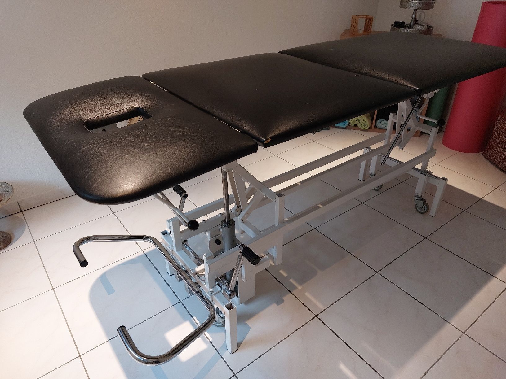 Sedie a sdraio: Massageliege – Usato da Anglikon venduto da N.A.D.I.N.E