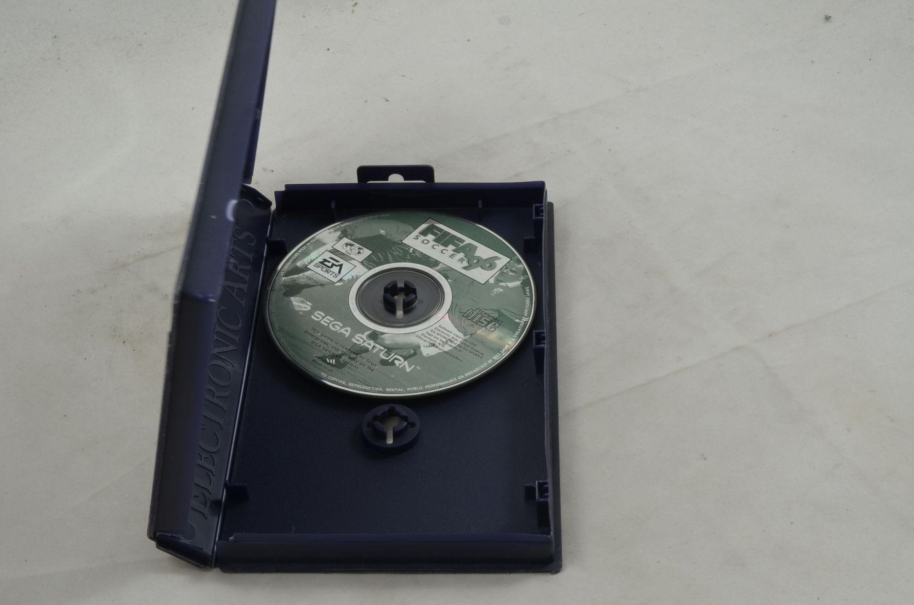 Spiele: FIFA Soccer 96 Sega Saturn Spiel CB – Gebraucht aus Buchs AG von SellAndBuyX 2