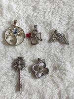 Lot bijoux- 5 petits pendantifs