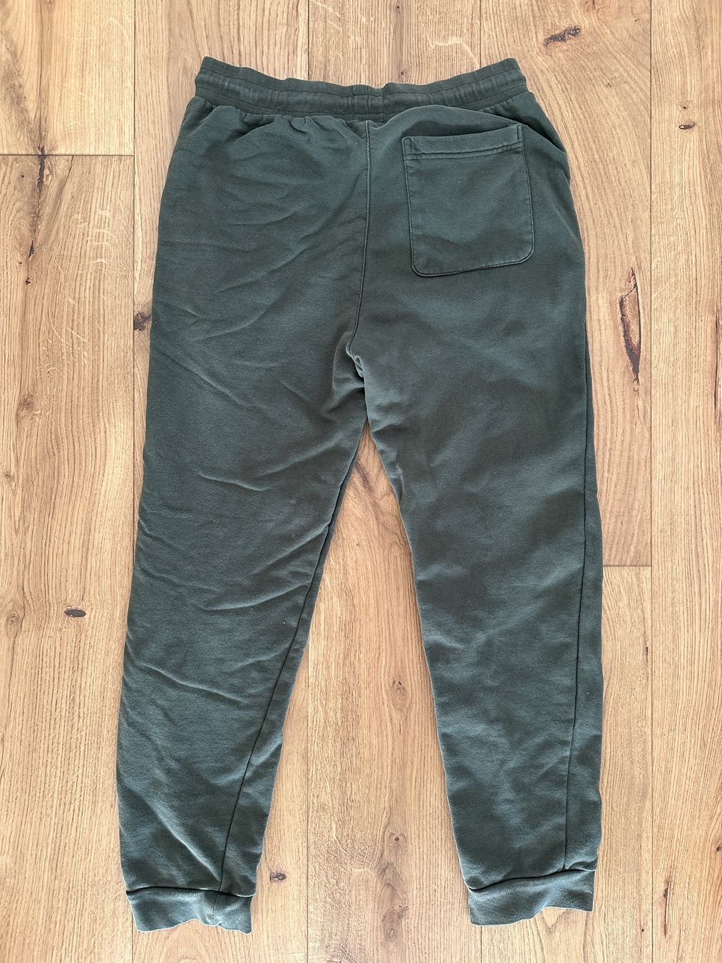 Mango Pantaloni: Mango Jogginghoae Herren S oliv – Usato da Baar venduto da renbee 1