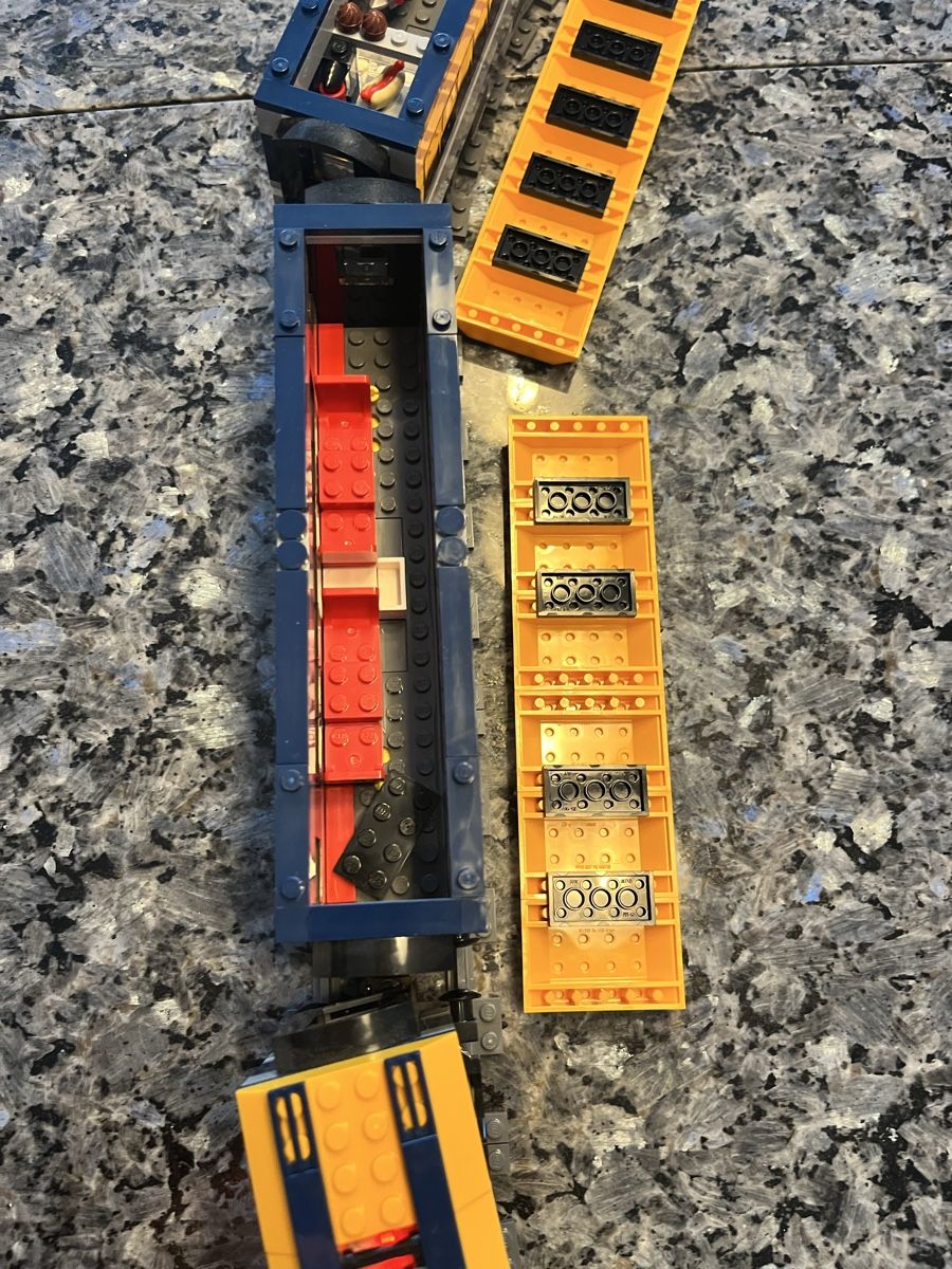 Lego Kit di costruzioni: Lego City Train set 60197 état impeccable  – Usato da Crissier venduto da Texavery01 8