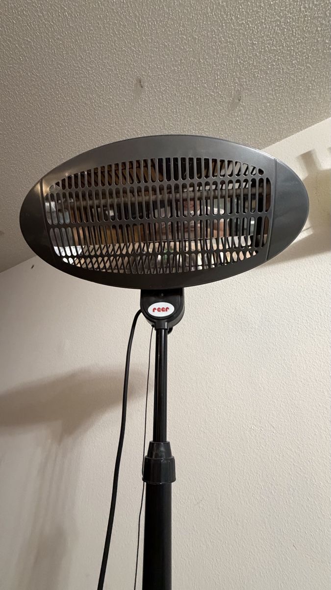 Lampen: Heating Lamp for Changing Table – Gebraucht aus Benglen von ellaellatana 1