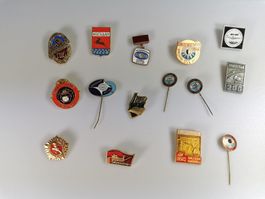 Alte / Antike russische Abzeichen / Auszeichnungen / Pins