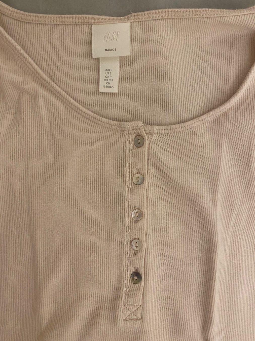 H&M T-shirt: Langarmshirt H&M Grösse S – Usato da Cham venduto da Eliissa 1