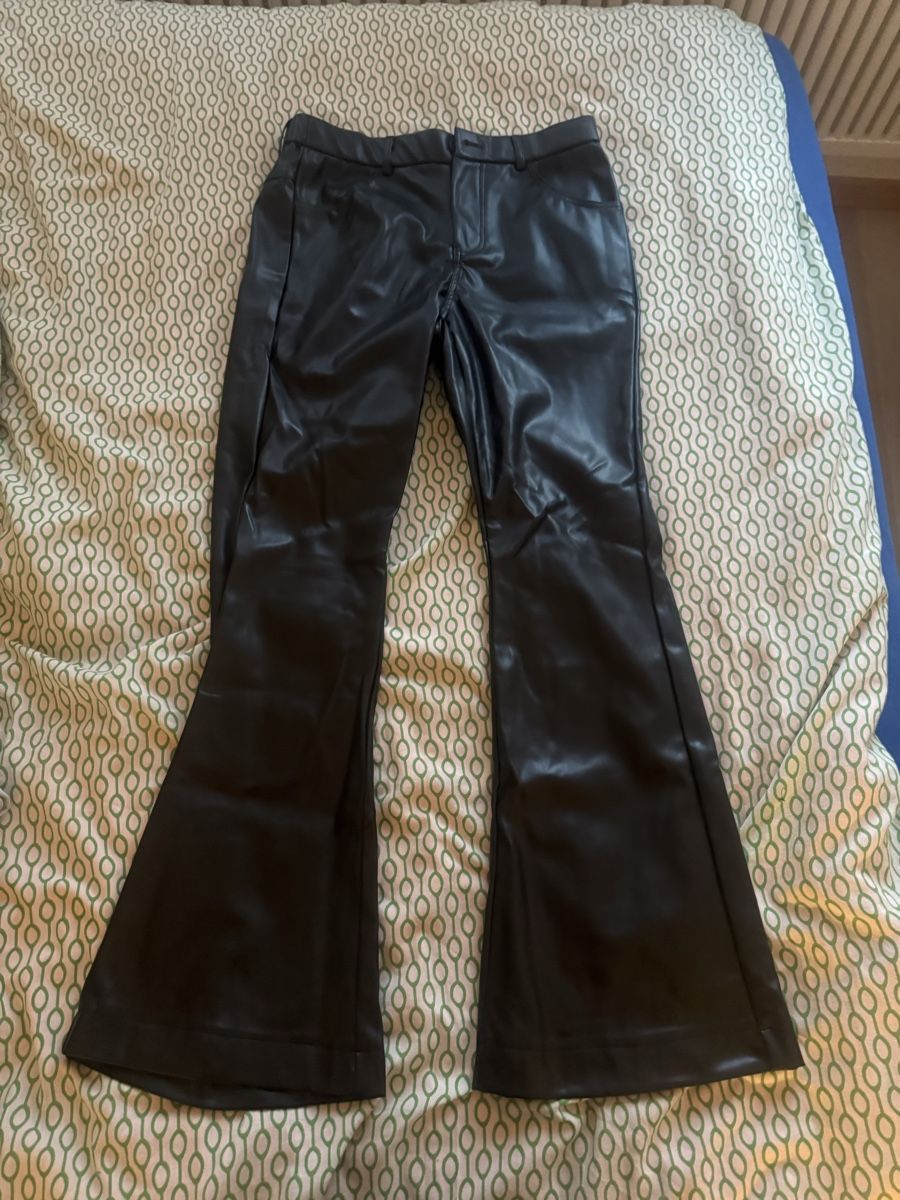 Hosen: Lederhosen – Gebraucht aus Volketswil von jer_mq6q