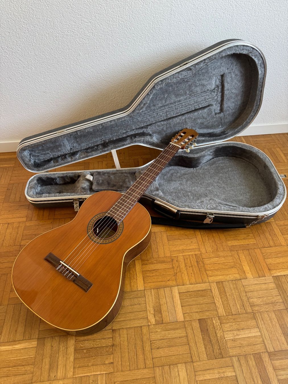 Esp Strumenti musicali: 4/4 Klasisch gitarre Espala C8 – Usato da Frauenfeld venduto da max11116 1