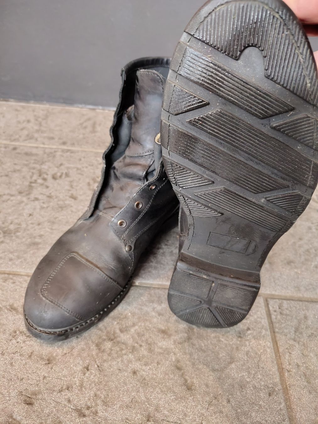 TCX Scarpe da uomo: Bottes moto noires TCX, cuir, 43 – Usato da St-Imier venduto da Isatys89 4