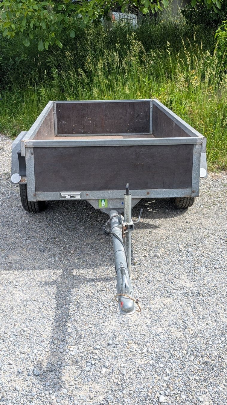 Anhänger: Anhänger 750 Kg ungebremst – Gebraucht aus Bettwil von Zermatt.2022