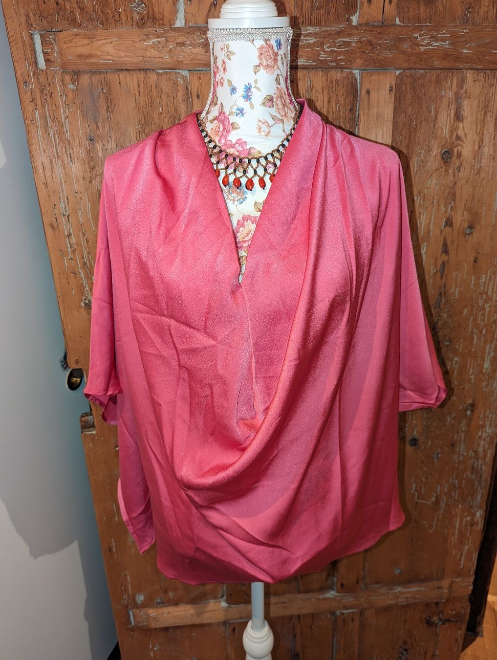 Tops: pinkes  Blusentop mit Wasserfallausschnitt Oversize M, passt – Neu (gemäss Beschreibung) aus Altendorf von Eistoelter 1