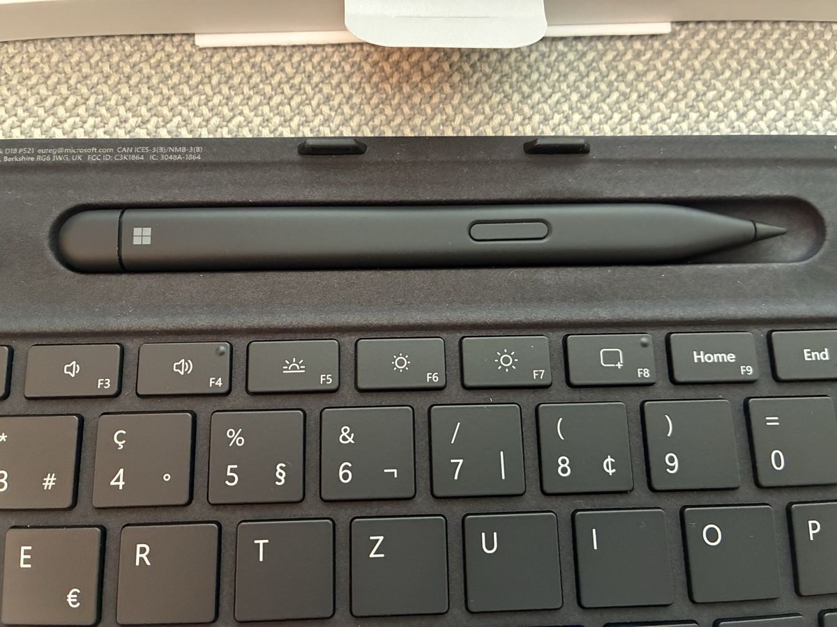 Microsoft Tastiere: Microsoft Surface Pro 13" Keyboard mit Slim Pen - NEU & OVP – Nuovo e nell'imballaggio originale da Zürich venduto da Sylvie0011 2