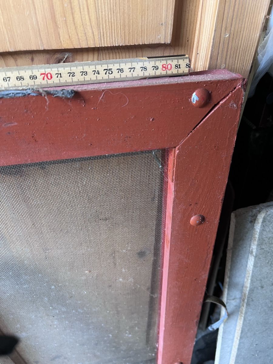 Grilles & Grillages: 2 Abdeckgitter im Rahmen – D'occasion à Steckborn par Holiday66 1
