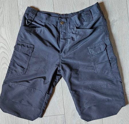 Herren Cargo Shorts dunkelgrau Grösse M sehr guter Zustand