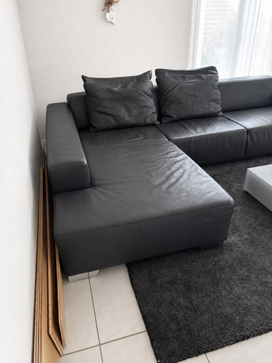 Sofas: Dunkelgraues Ecksofa Echtleder – D'occasion à Russikon par Veyre73 1