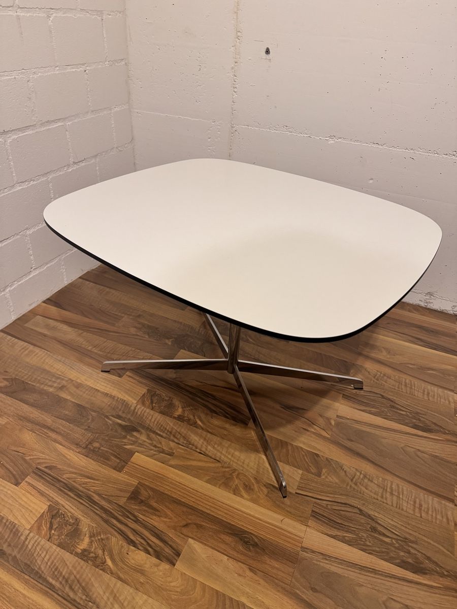 Tavoli: Table basse design scandinave "Cooper"- Lammhults – Usato da Romont / BE venduto da kotao 1