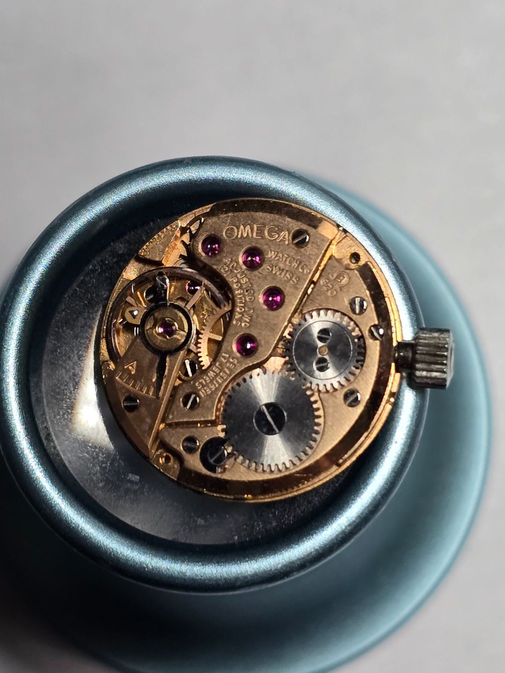 Omega Montres: Mouvement Omega 620 – Défectueux à Tramelan par Nirdan 2