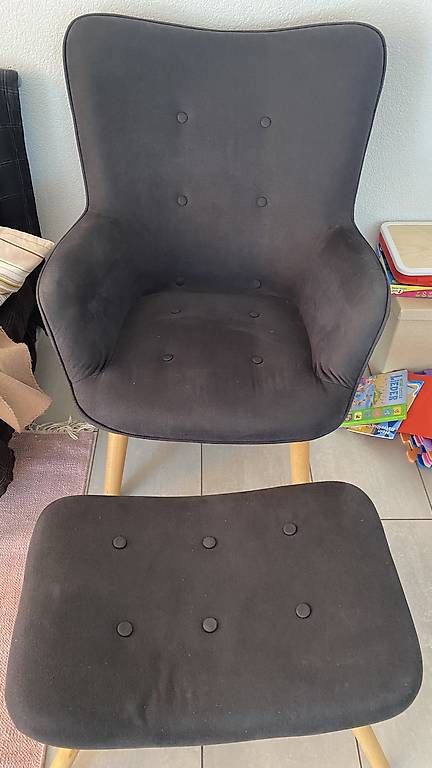 Poltrone: Sessel mit Hocker Jysk  – Usato da Winterthur venduto da Samantha59