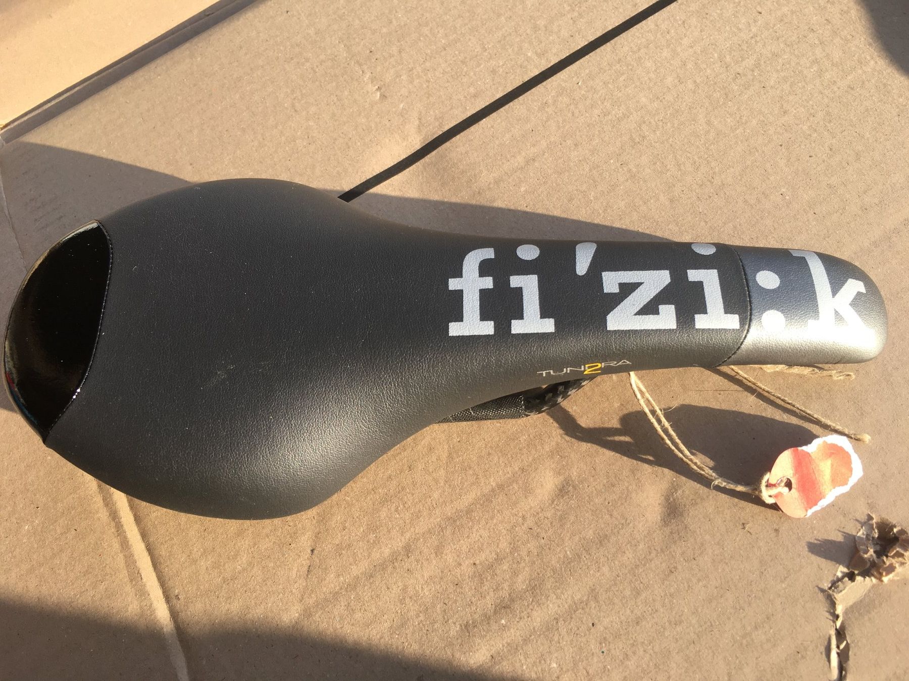 Ersatzteile: Sattel Fizik Tundra – Neu (gemäss Beschreibung) aus Diemerswil von Raskolnik