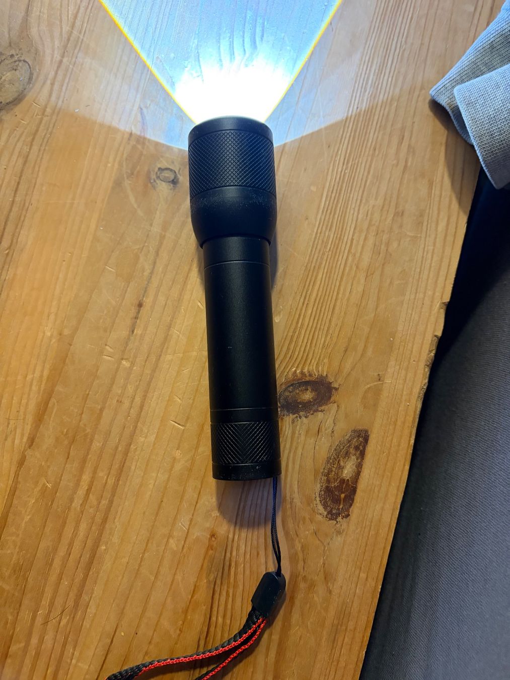 Lampen: Taschenlampe mit Prozentangabe % – Neu und originalverpackt aus Hohtenn von Again-27 1