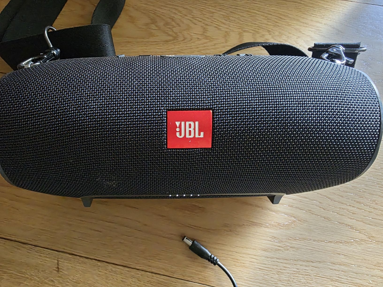 JBL Casse acustiche: JBL Xtreme tragbarer Bluetooth Lautsprecher schwarz – Usato da Benken SG venduto da JH2021 6