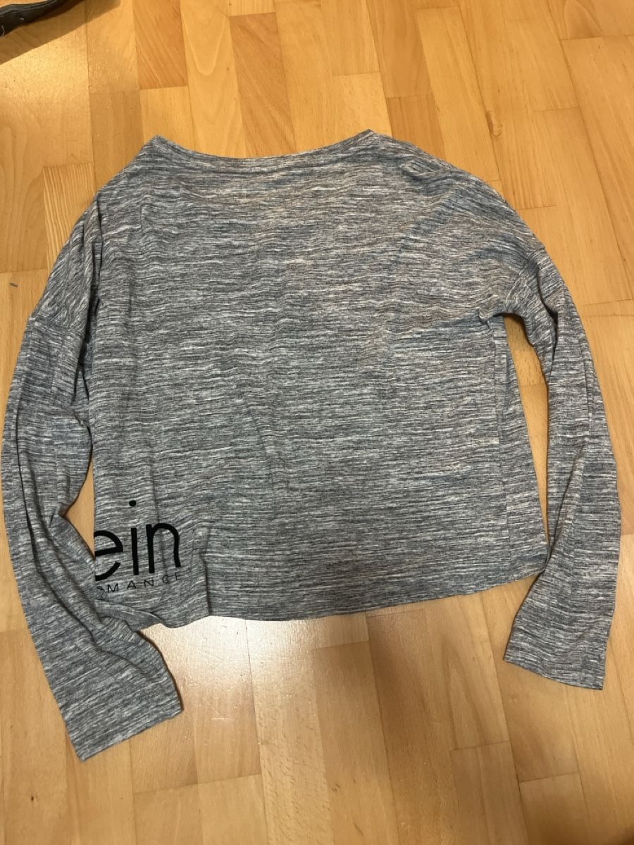 Calvin Klein T-shirt: Calvin Klein Shirt – Usato da Bülach venduto da SharonP01 1
