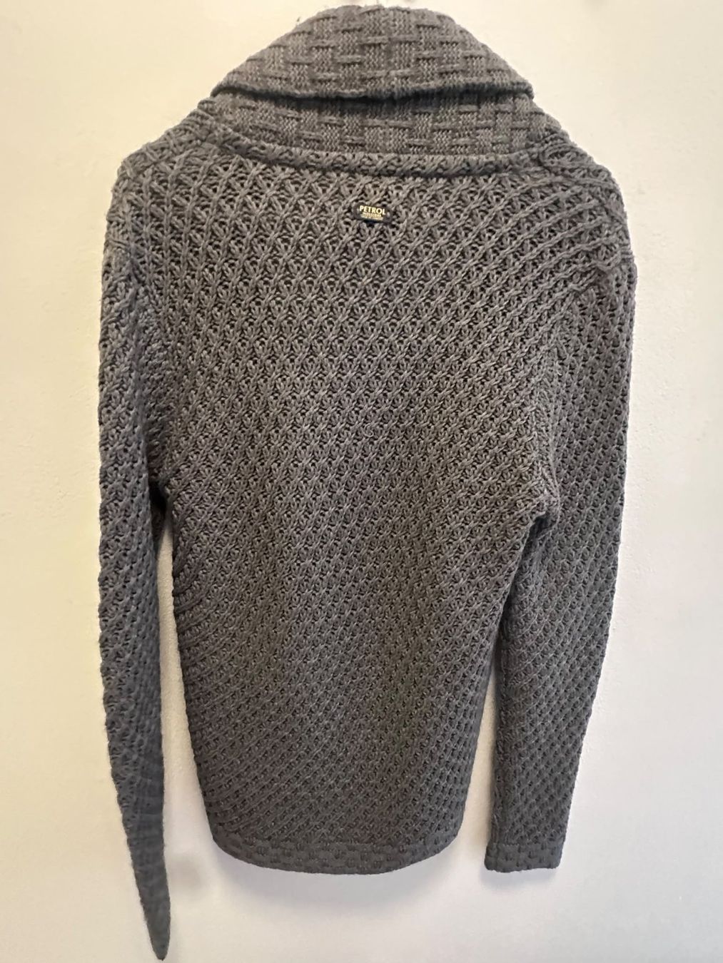 Jacken: Strickjacke Petrol Industries grau – Gebraucht aus Basel von san_2jbt 3