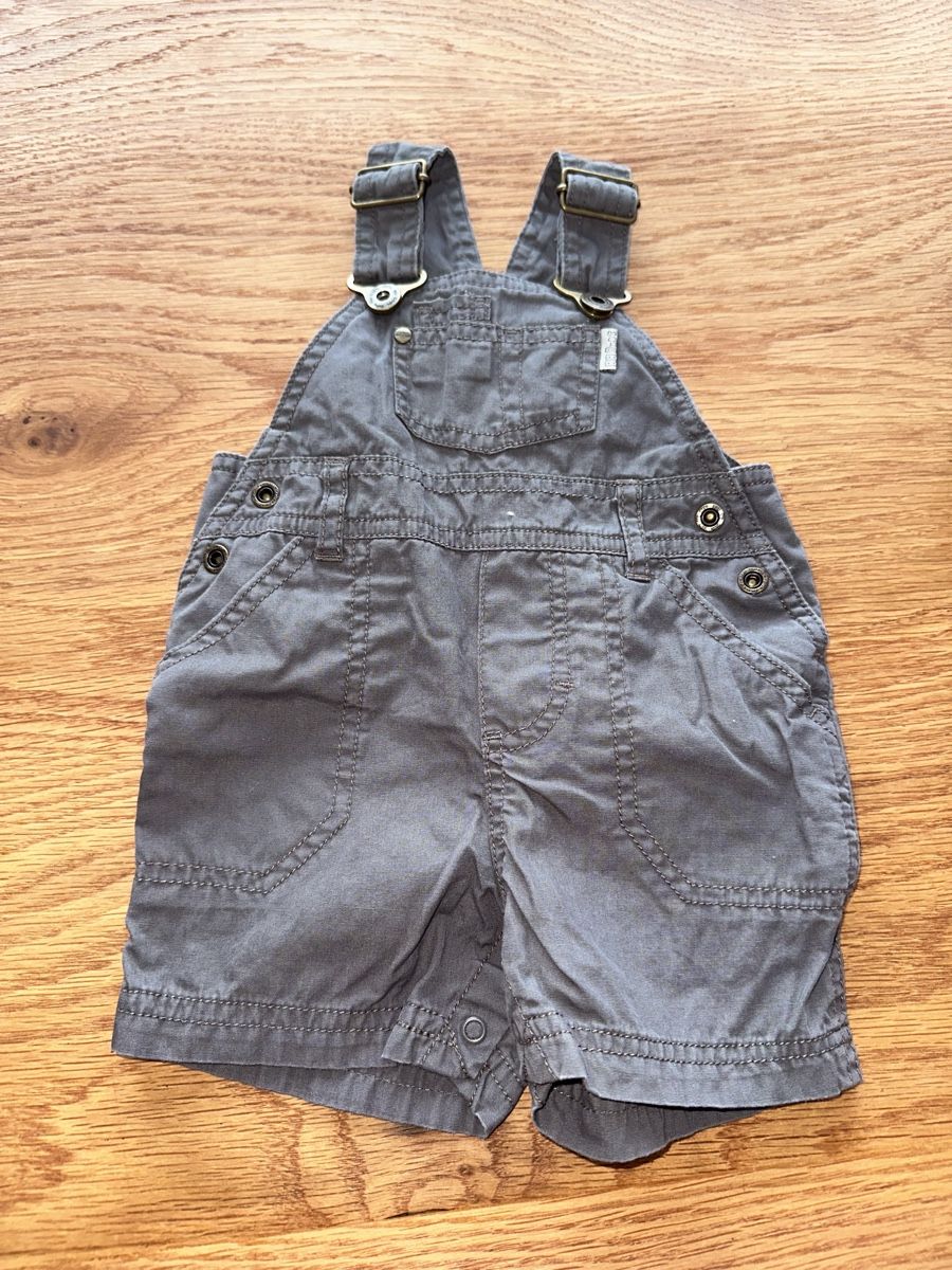 H&M Pantaloni: Gr 62 H&M – Usato da Wettingen venduto da hak_52m8