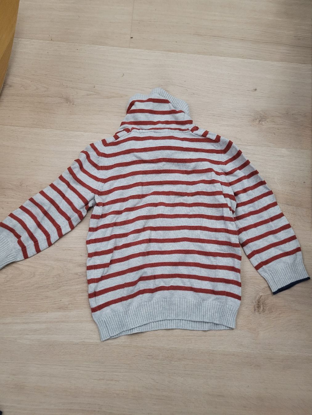 Pullover & Sweatshirts: ganz toller Pullover Gr. 98 – Gebraucht aus Lupsingen von sta_wgg5 4