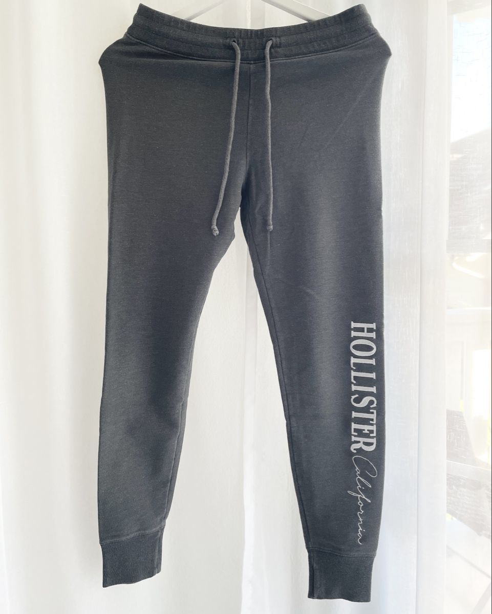 Hollister Pantaloni: Jogginghose Hollister, Gr. S – Usato da Neftenbach venduto da litta_00