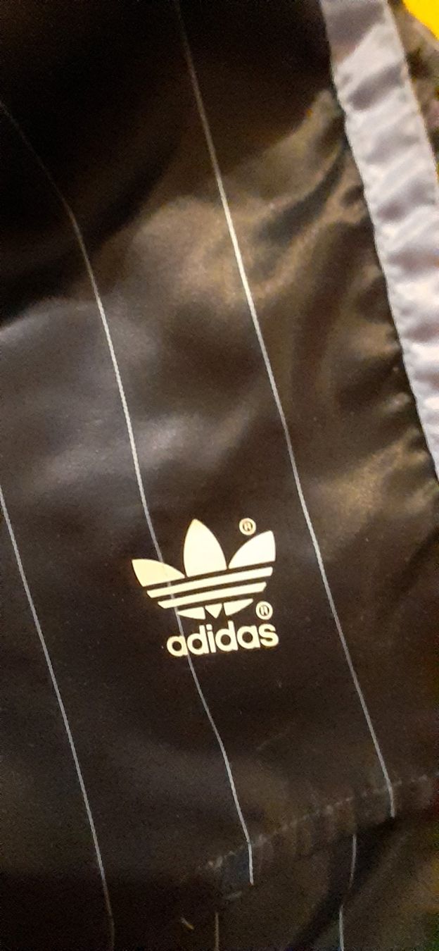 Adidas Hosen: ADIDAS Vintage Nylon Sprinter Shorts D7 – Gebraucht aus Appenzell von fibuking 3