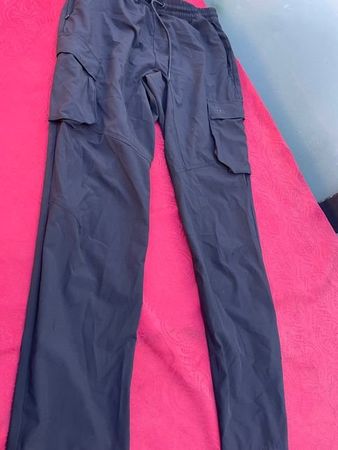 Herren Sommerhose Sporthose leicht schwarz Move S