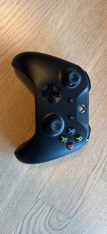 Console: xBox one s (1TB) – Usato da Walzenhausen venduto da rom_9tgs 3