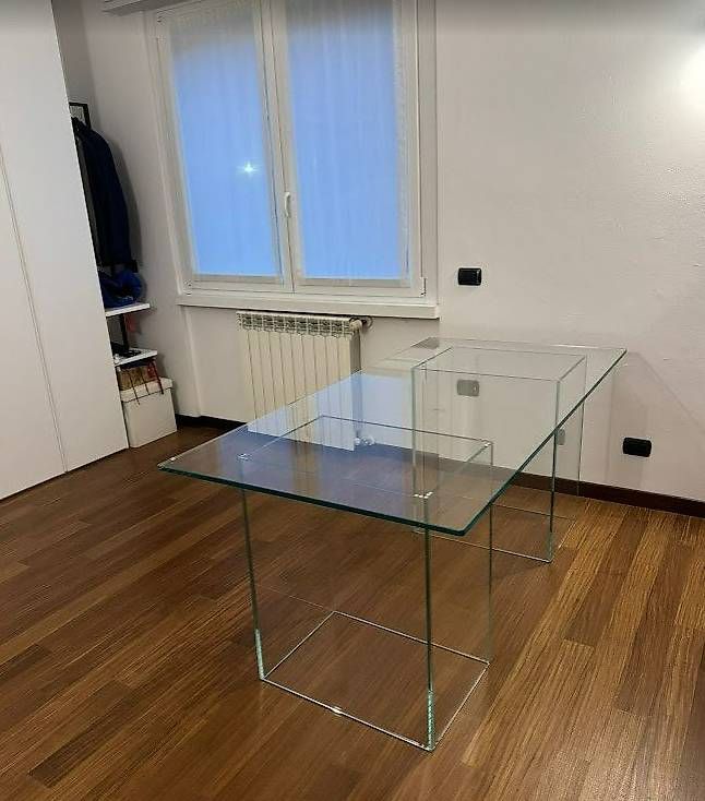 Bureaux: Scrivania in vetro – D'occasion à Ligornetto par mau_gqx9