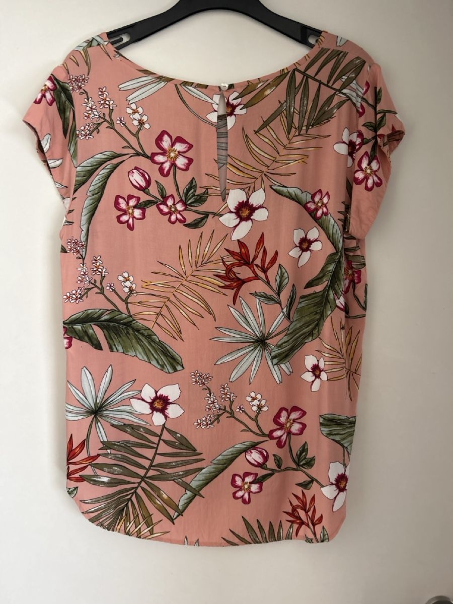 Only Camicette: Sommerbluse von Only, Grösse 40, Blumenmuster – Nuovo (secondo la descrizione) da Erlinsbach SO venduto da hallon480 1