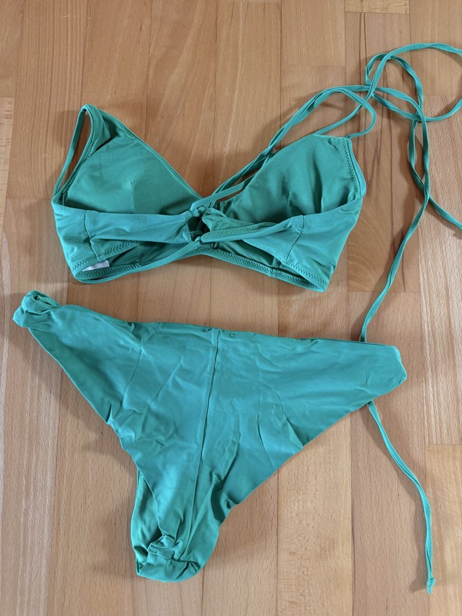 H&M Costumi da bagno & Bikini: Bikini vert H&M – Usato da Fontainemelon venduto da erin.blm 1