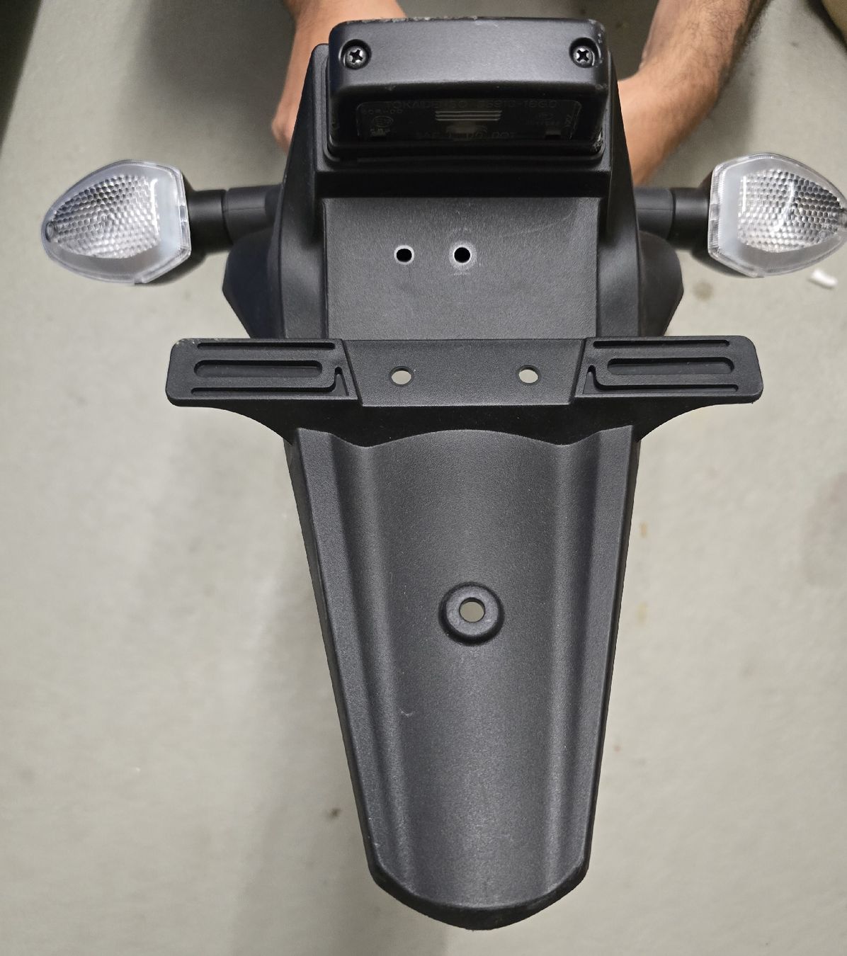 Suzuki Tutti i ricambio per moto: originaler Motorrad Kennzeichenhalter, Rücklicht + Blinker – Usato da Jona venduto da DaSilva1988 3