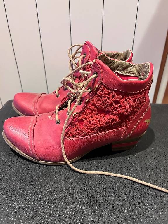Damenschuhe: Mustang Stiefelletten Grösse 36 – Gebraucht aus Buch b. Märwil von and_m82w 1