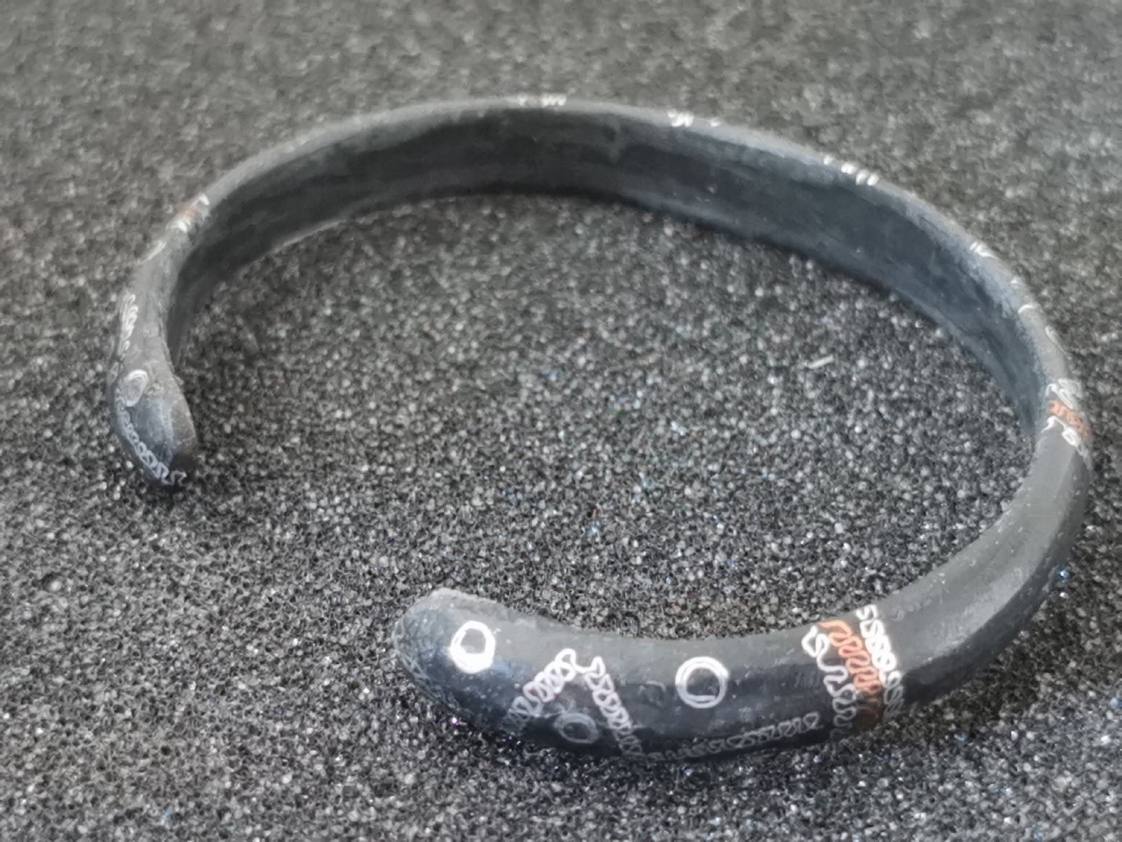 Bracciali & Braccialetti: Armband mir Silber und Kupfer  – Nuovo e nell'imballaggio originale da Schlieren venduto da vlalif 2