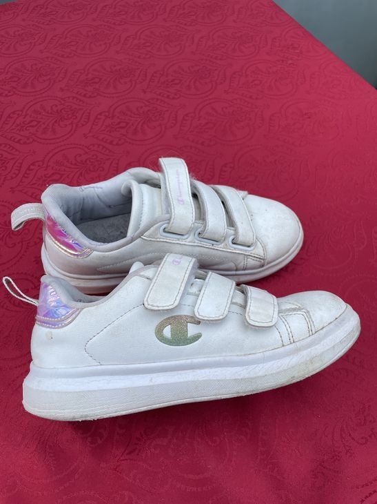 Champion Scarpe per ragazze: Mädchen Champion 32 – Usato da Bergdietikon venduto da antovale