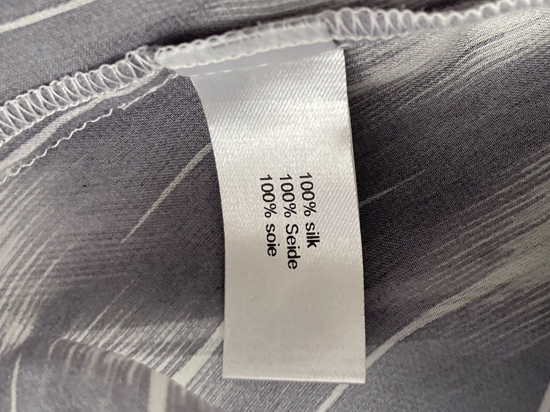 Camicette: Stills Bluse aus 100% Seide wie NEU – Nuovo (secondo la descrizione) da Grenchen venduto da servet.t 2