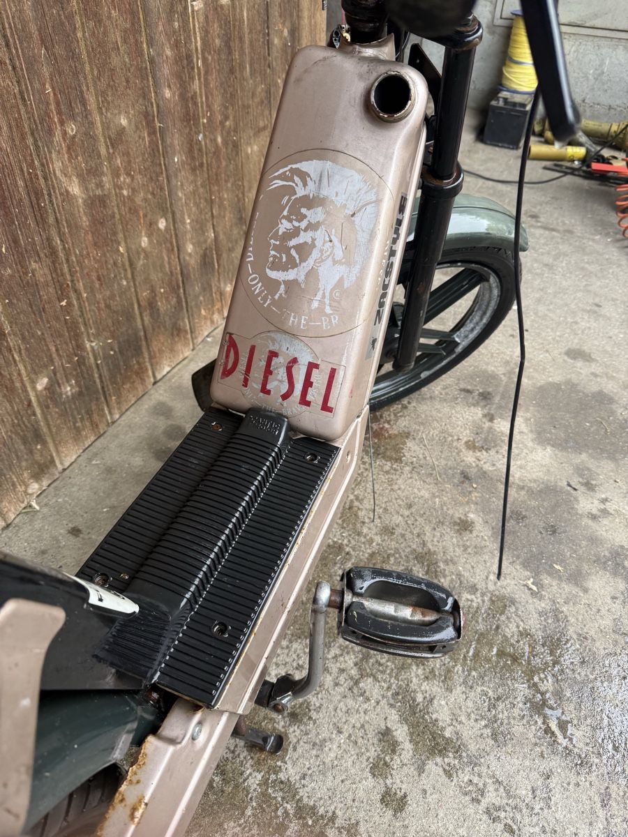 Cyclomoteurs: Töffli Issing  – Défectueux à Abtwil SG par mat_5tkv 1