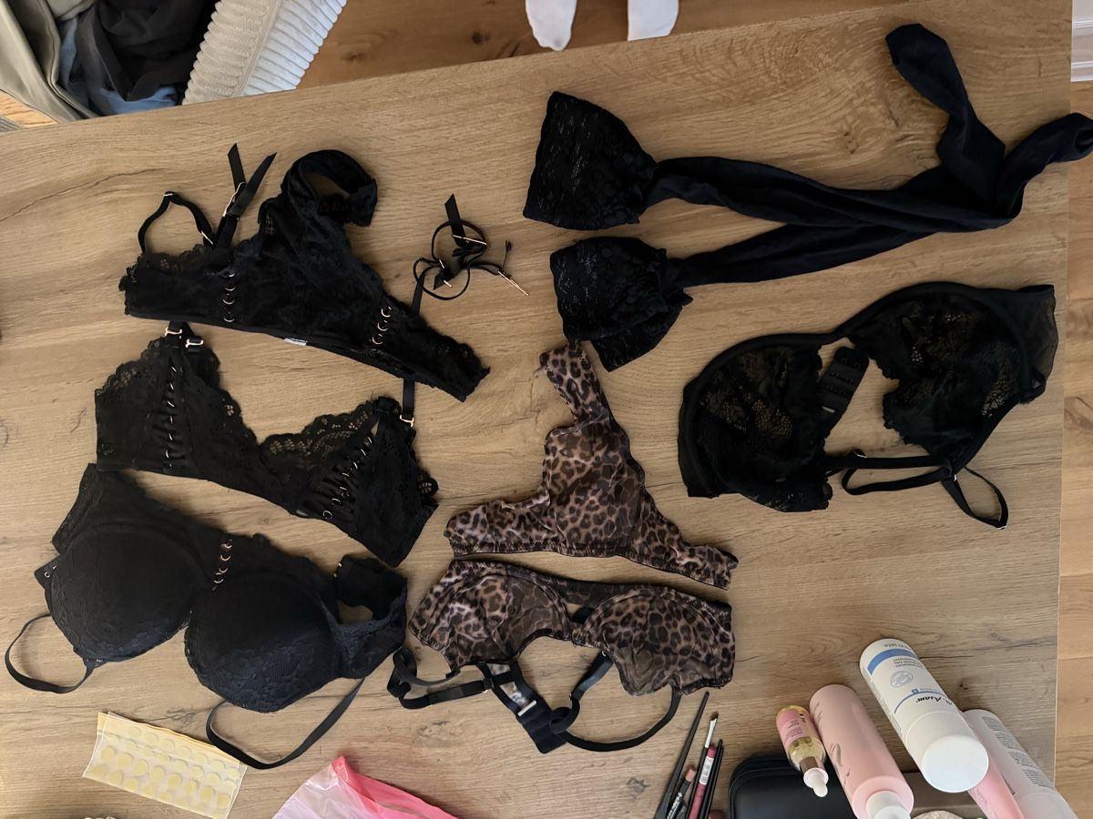 Altra biancheria intima: lingerie set gr c – Usato da Hohenrain venduto da Flysohighmybutterfly