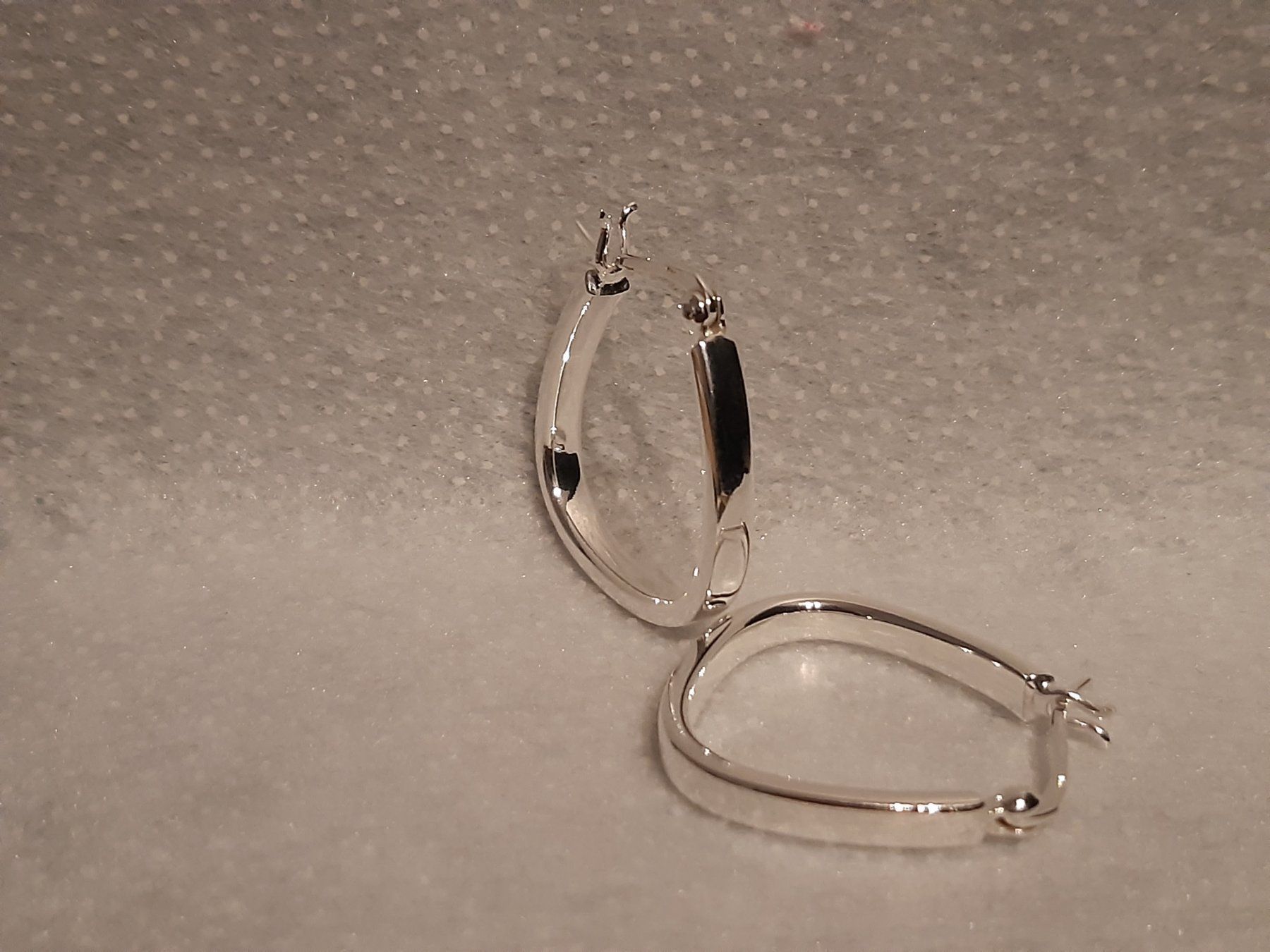 Orecchini pendenti & Orecchini a lobo: Creolen Ohrringe Oval Silber 925 – Nuovo e nell'imballaggio originale da Einsiedeln venduto da My__Way 1