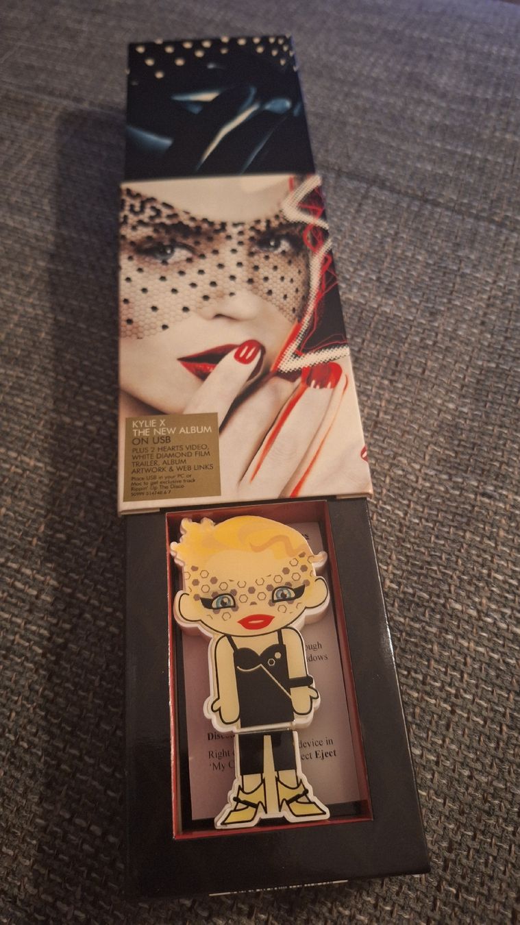 Chiavette USB: Kylie Minogue X USB Stick – Nuovo (secondo la descrizione) da Luzern venduto da thomarco 2