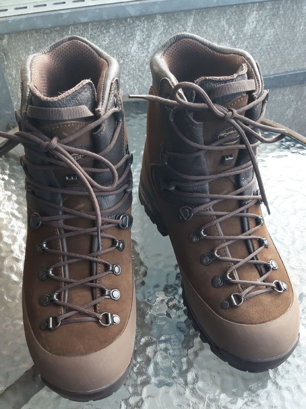 Meindl Scarpe da uomo: Neue Wanderschuh  Meindl KS 19 Schwer Gr. 44 – Nuovo e nell'imballaggio originale da Wila venduto da myquaso 2