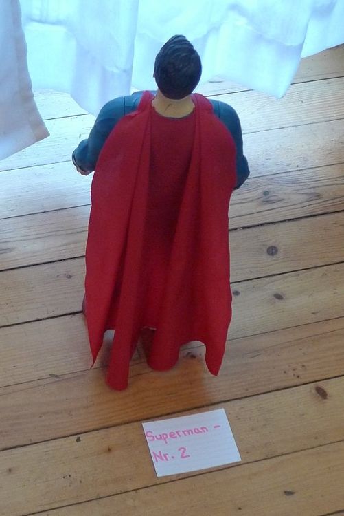 Statuette: Superman-Nr.2 – Usato da Bern venduto da bn1640 2