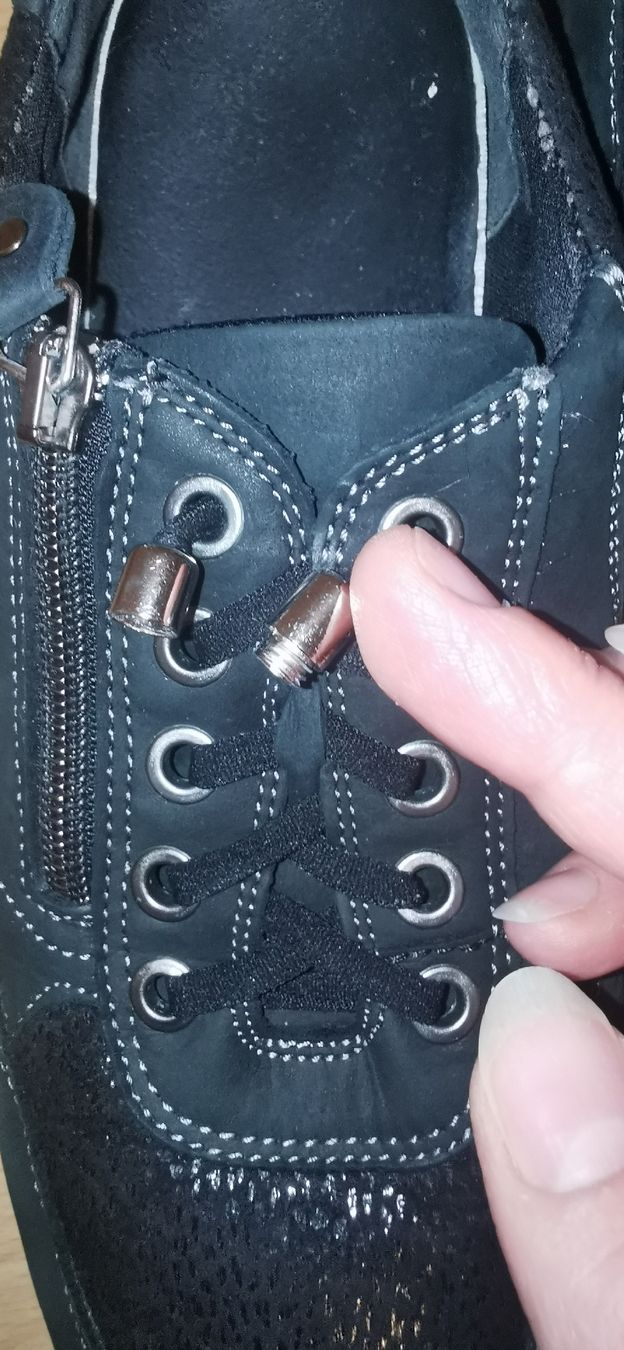 Scarpe da donna: Medicus Schuhe Gr 38.5 – Usato da Winterthur venduto da Katyakaterina 5
